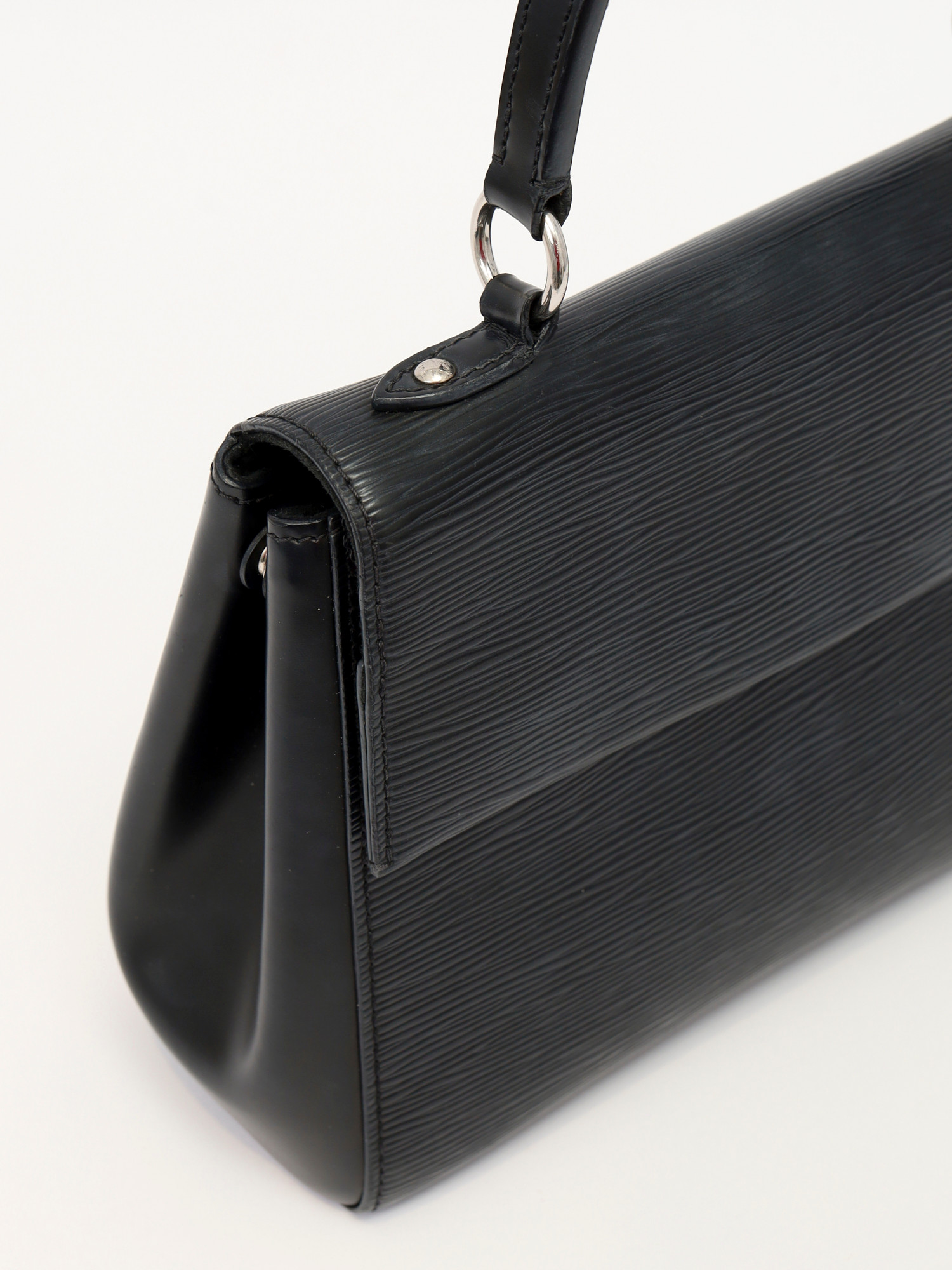 Сумки Louis Vuitton Cluny изображение #7