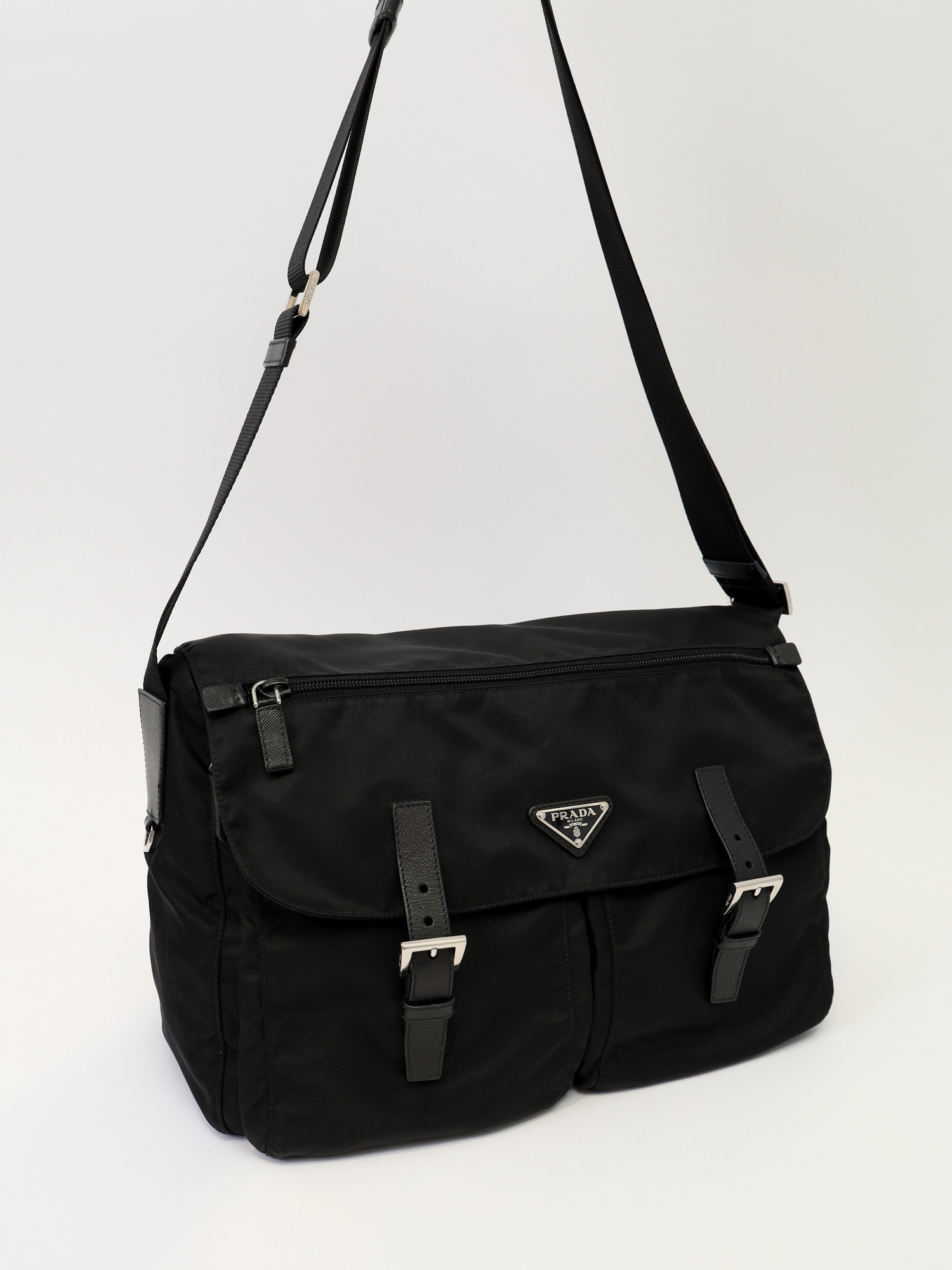 Prada Vela  5
