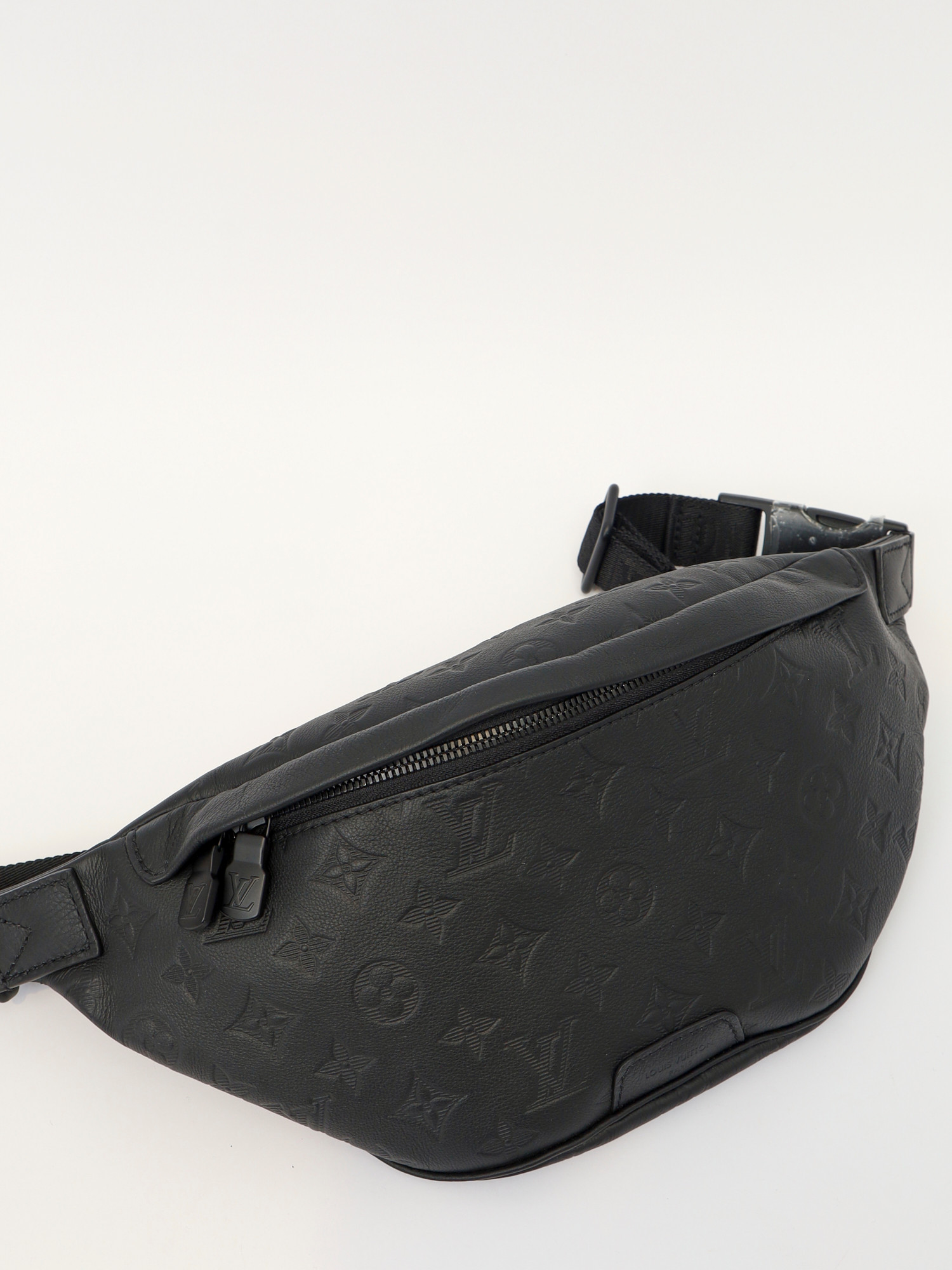 Louis Vuitton Discovery Bumbag  5